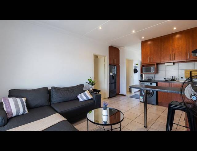 2 BEDROOM APARTMENT FOR SALE IN HAGLEY